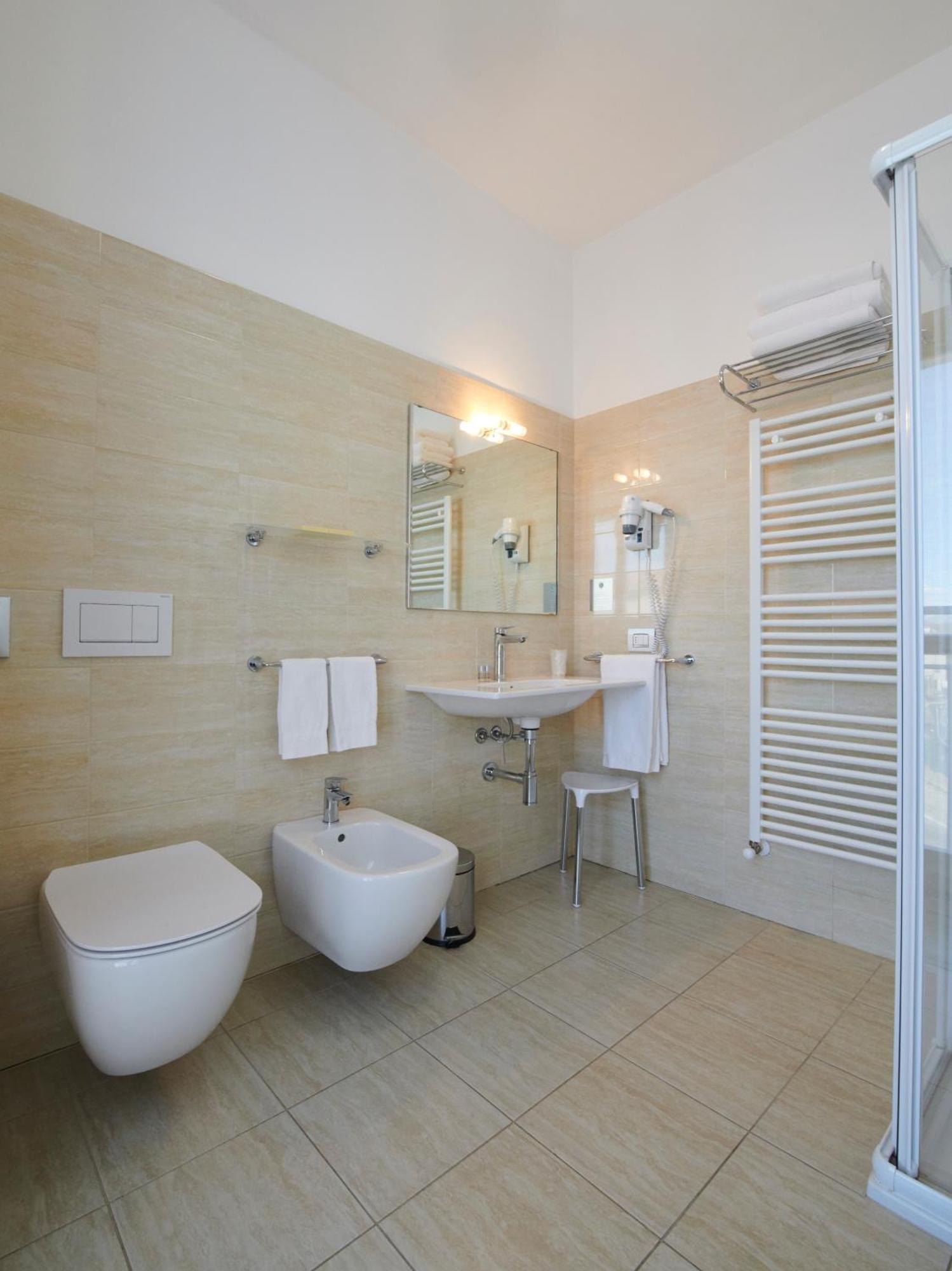 Foresteria La Torretta Fino Mornasco Room photo